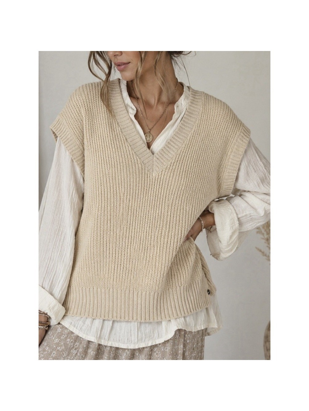 Roxy Oversized Sleeveless Knit Vest V-Neck Cream Acrylic Sweater Size Small Boho